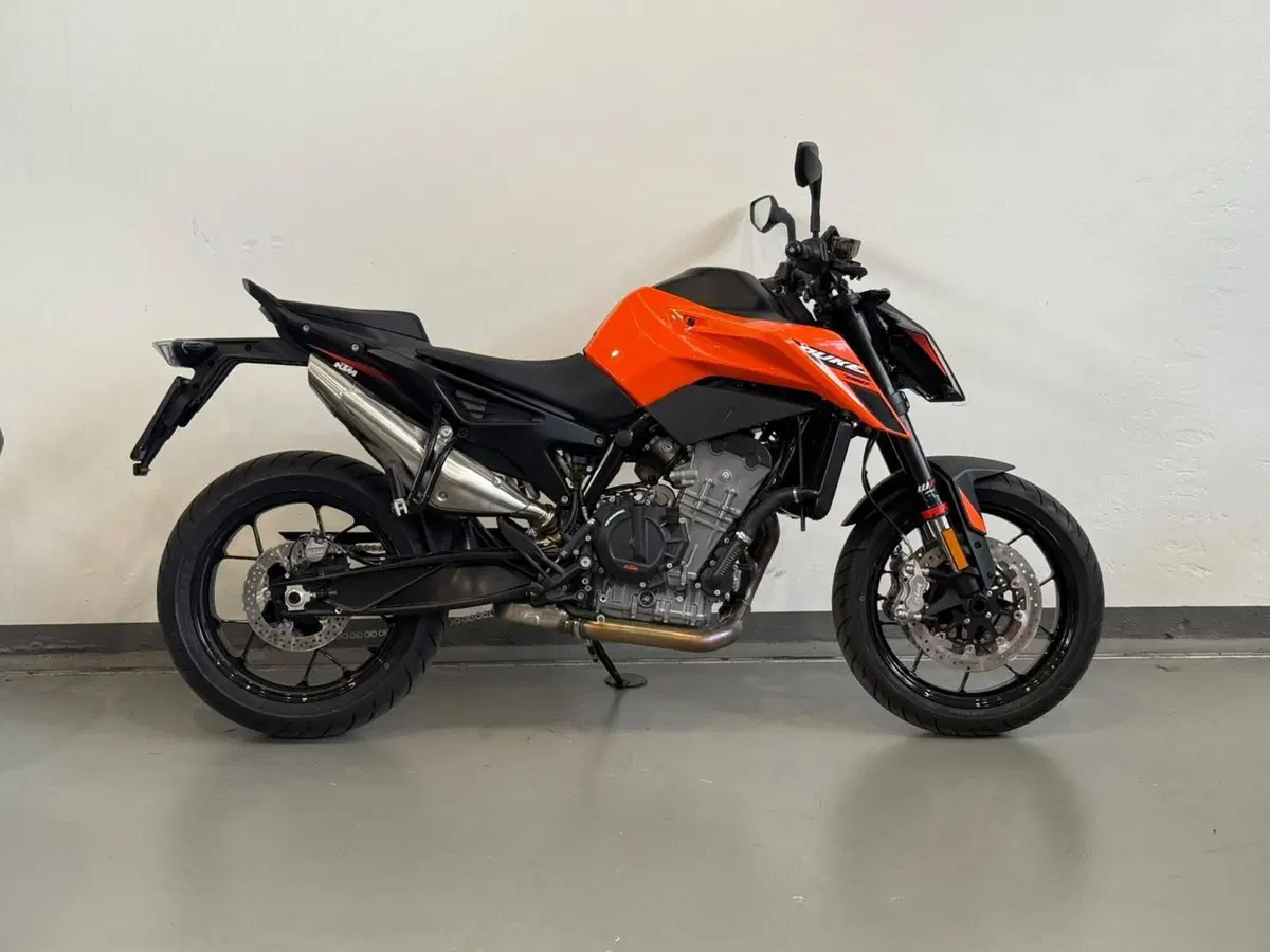 KTM 790 Duke L (2025 - 26) (4)