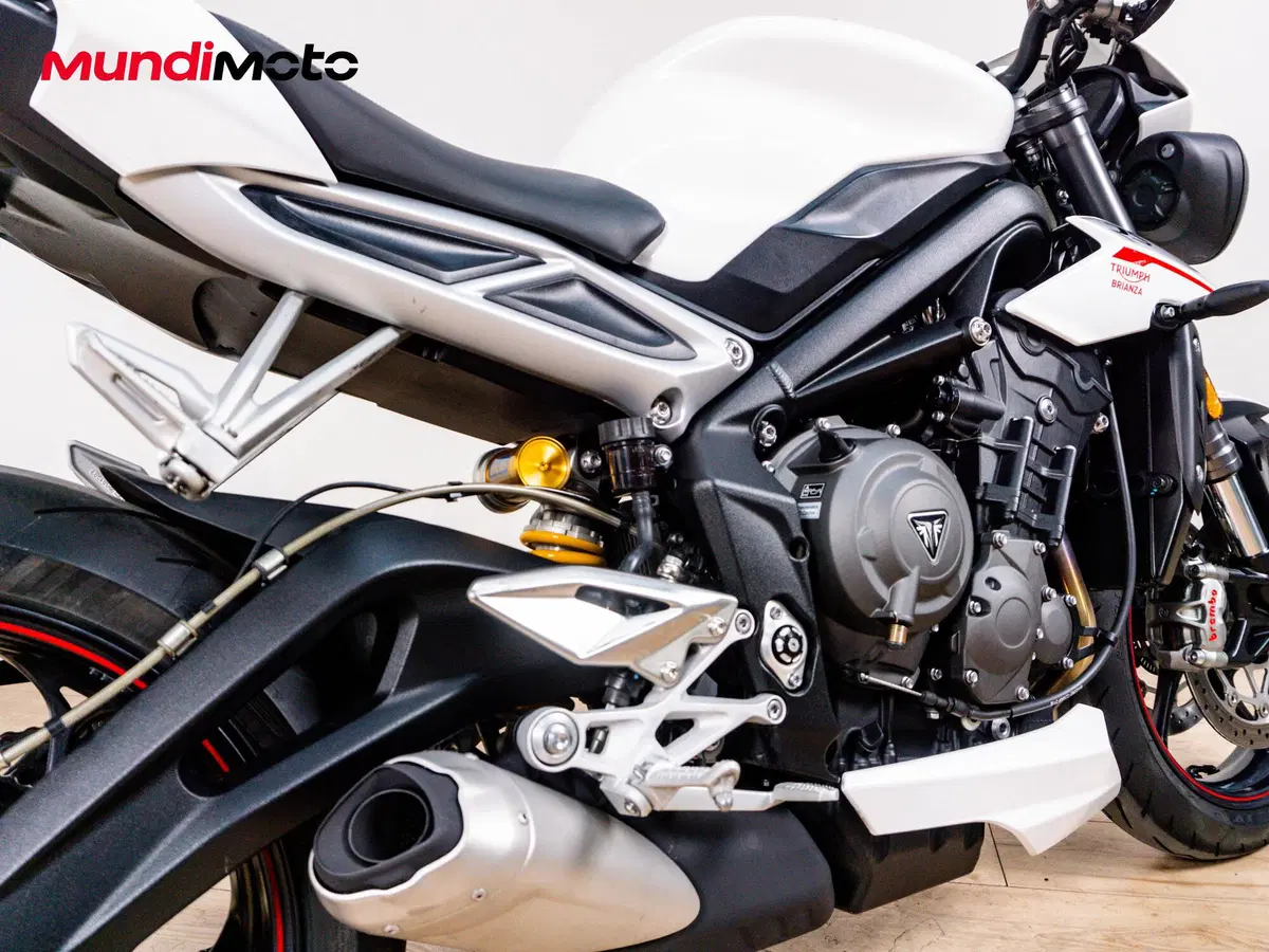 Triumph Street Triple 765 RS (2023 - 26) (4)