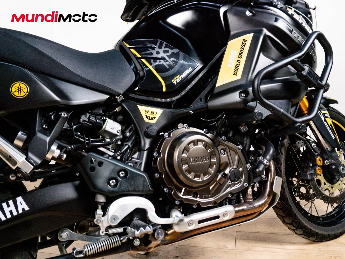Yamaha XT1200Z Super Ténéré First Edition (2010 - 11) (4)