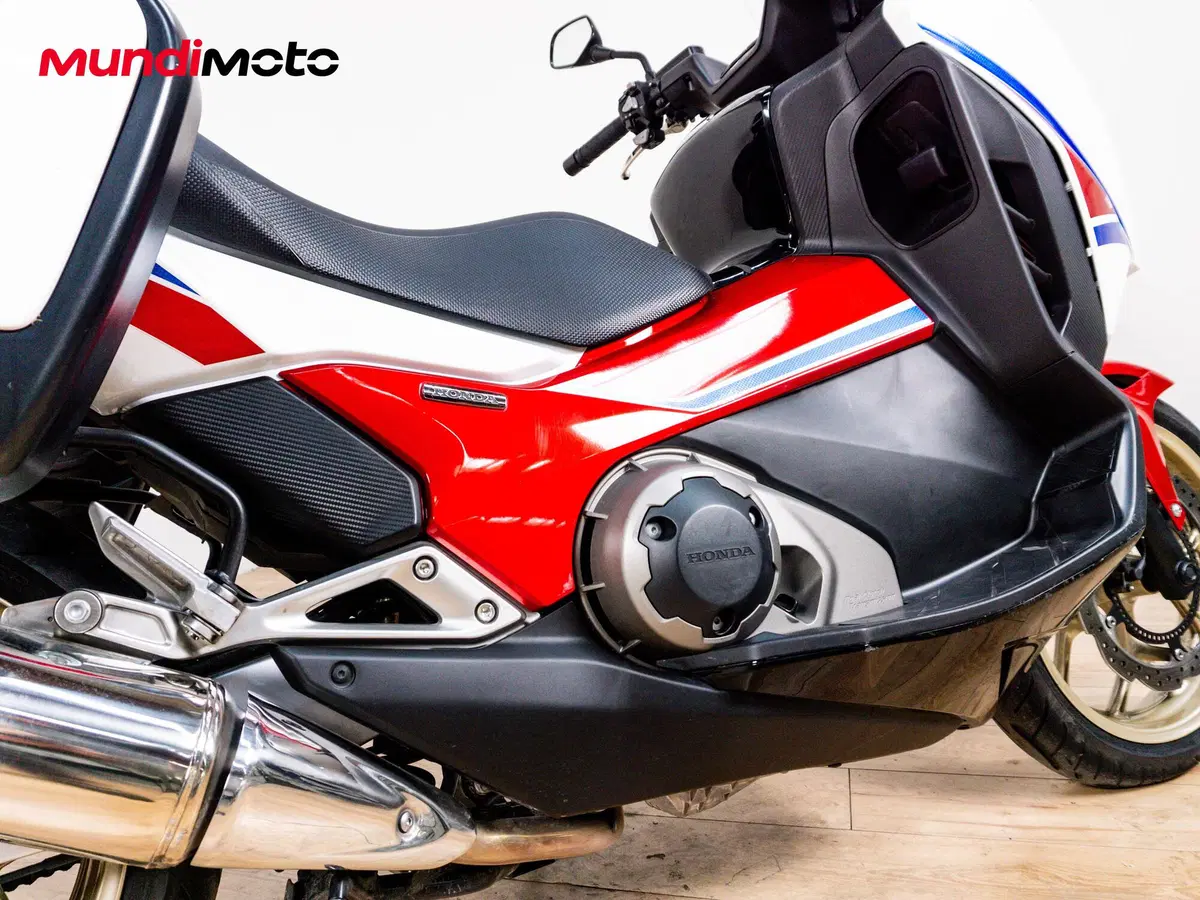 Honda Integra 750 DCT ABS (2014 - 15) (4)