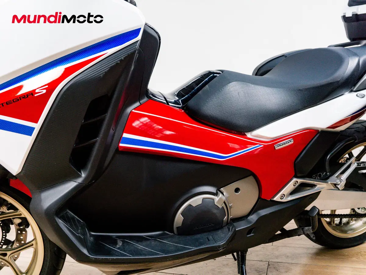 Honda Integra 750 DCT ABS (2014 - 15) (9)