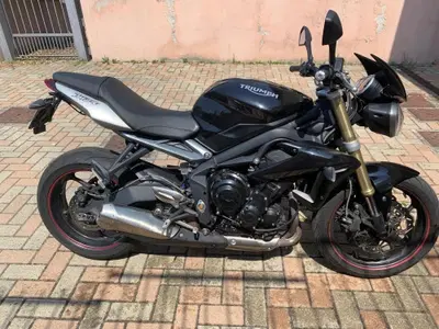 Triumph Street Triple ABS (2013 - 17) usata