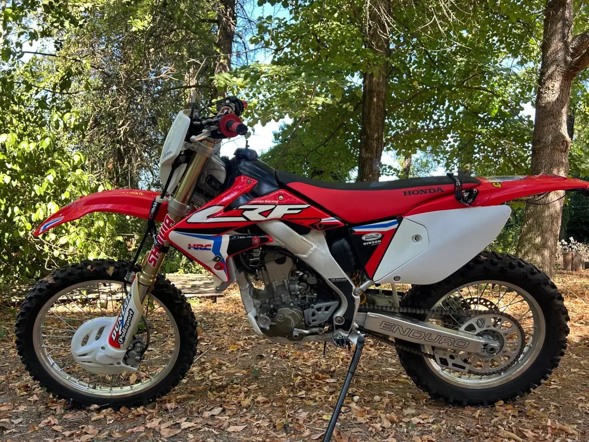 HM CRF 250 X Motard (2004) 