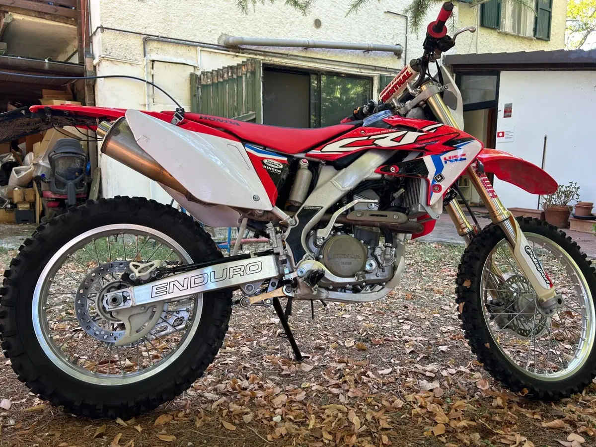 HM CRF 250 X Motard (2004)  (4)