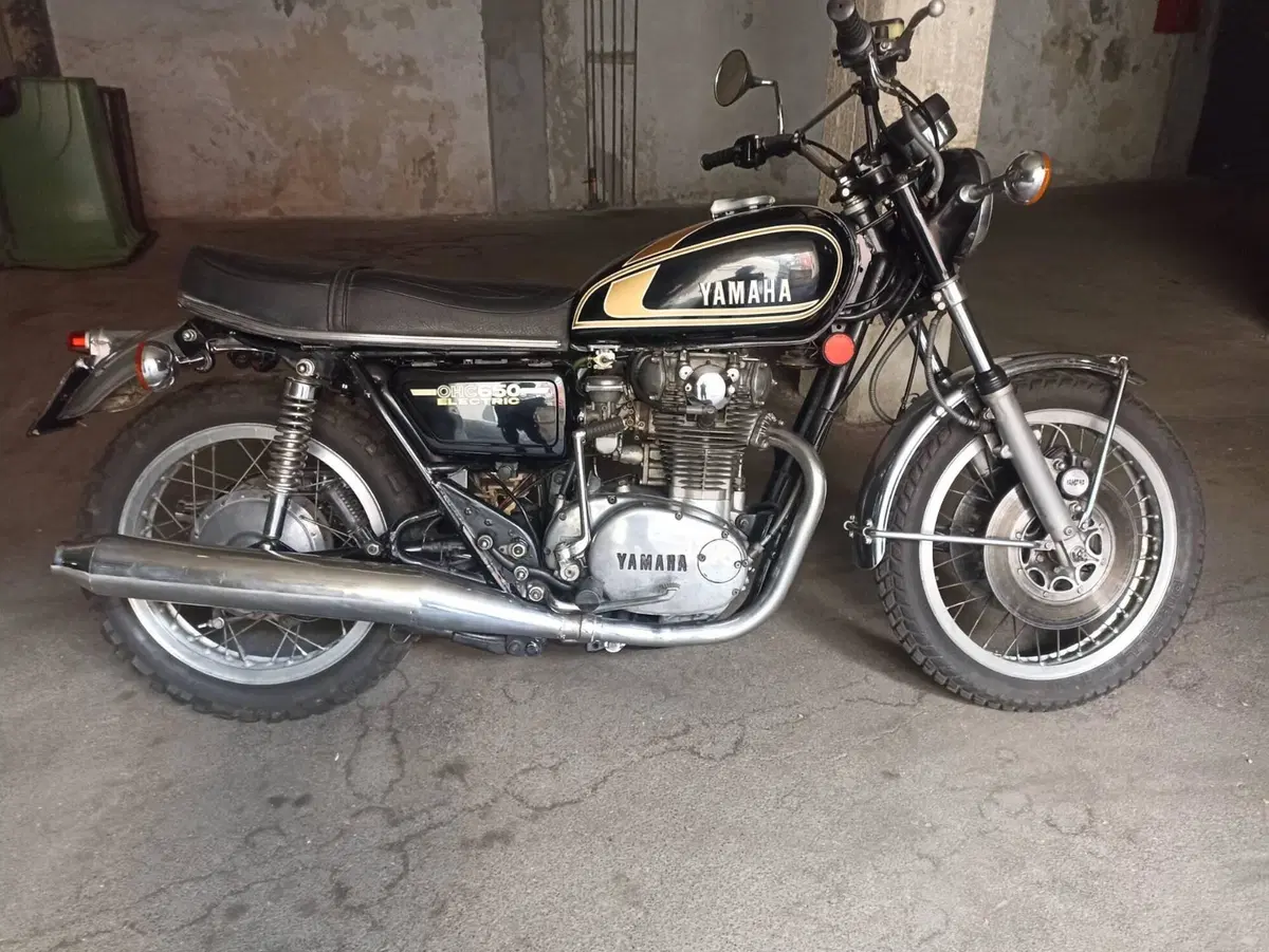 Yamaha XS 650  (2)