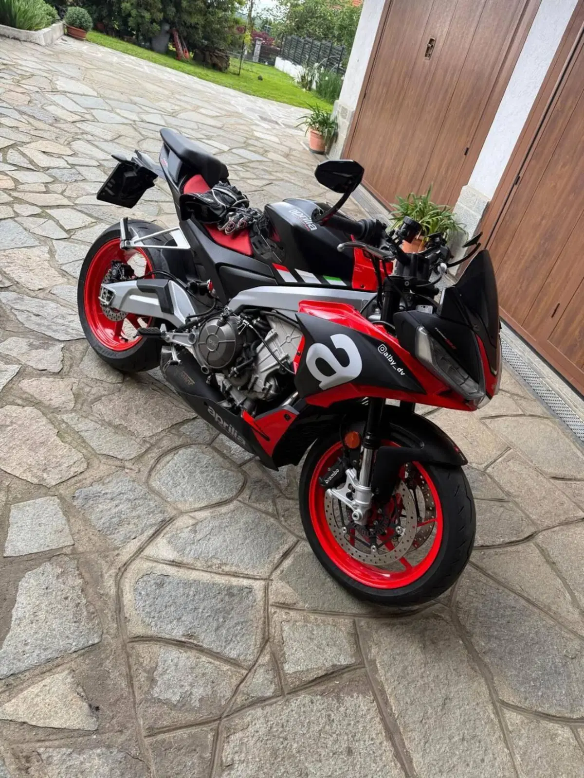 Aprilia Tuono 660 (2021 - 25) (6)