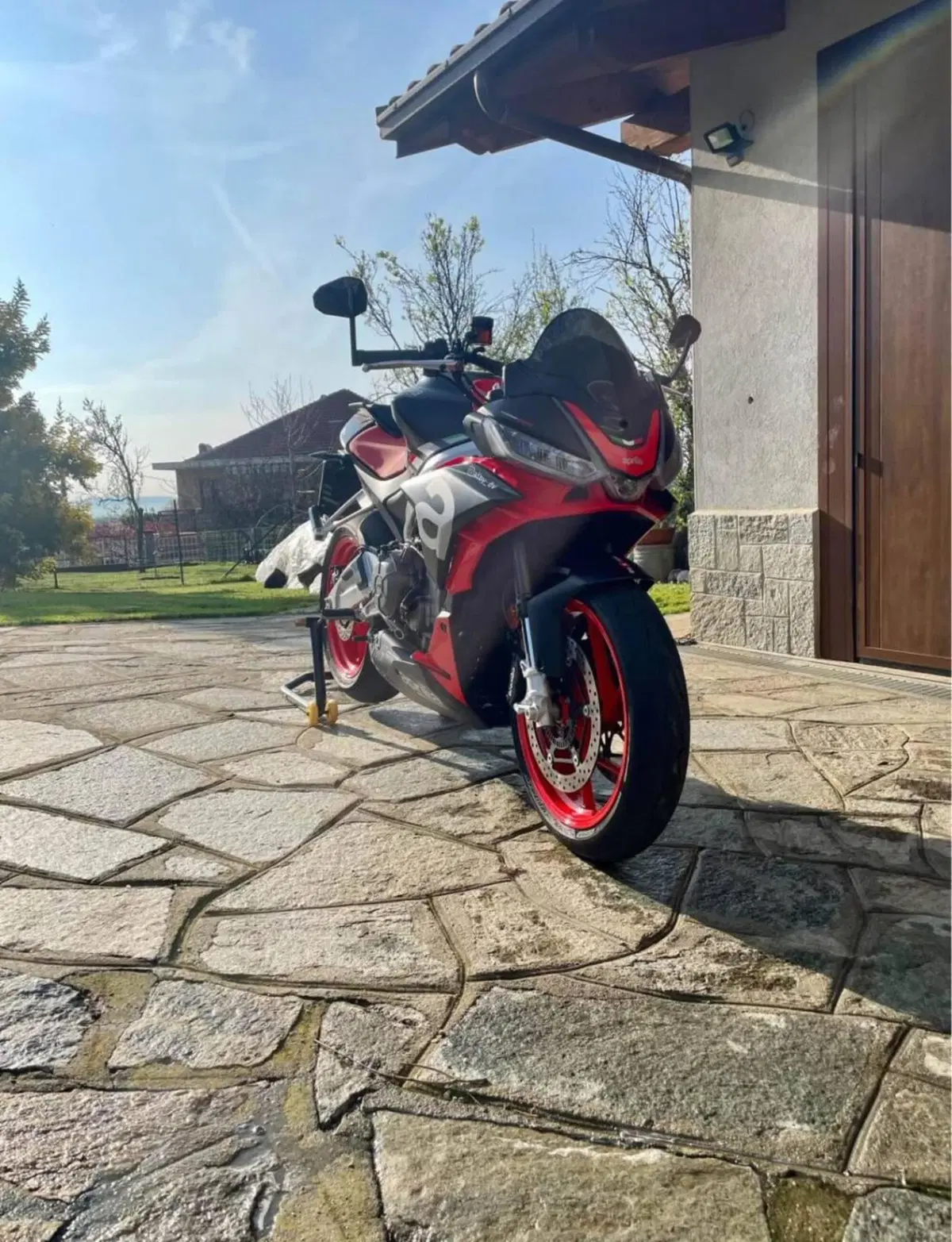 Aprilia Tuono 660 (2021 - 25) (8)