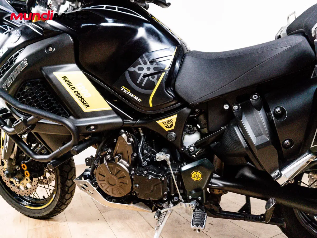 Yamaha XT1200Z Super Ténéré First Edition (2010 - 11) (10)