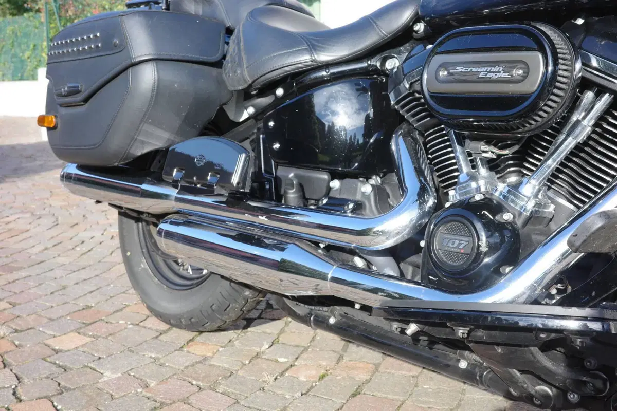 Harley-Davidson Heritage Classic (2021 - 24) (5)