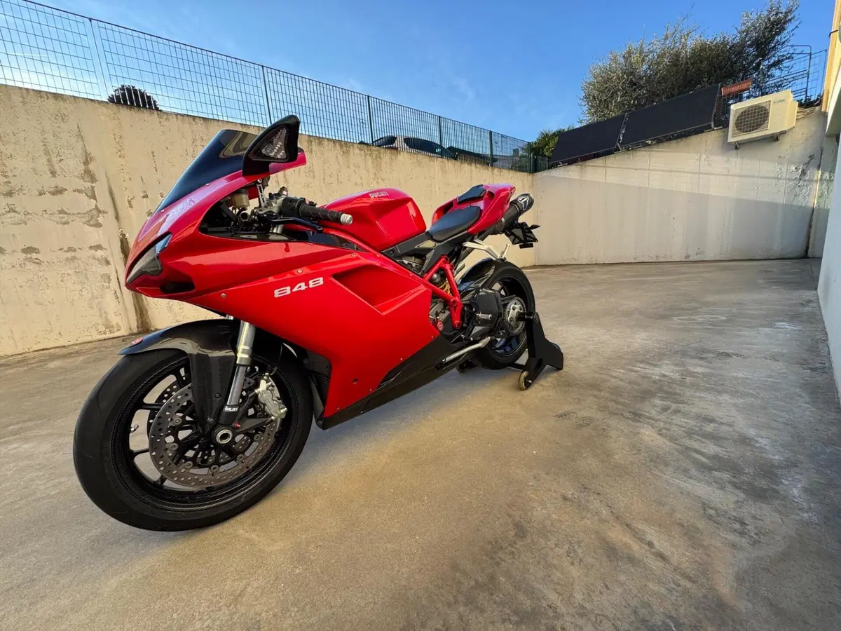 Ducati 848 (2007 - 13) (9)