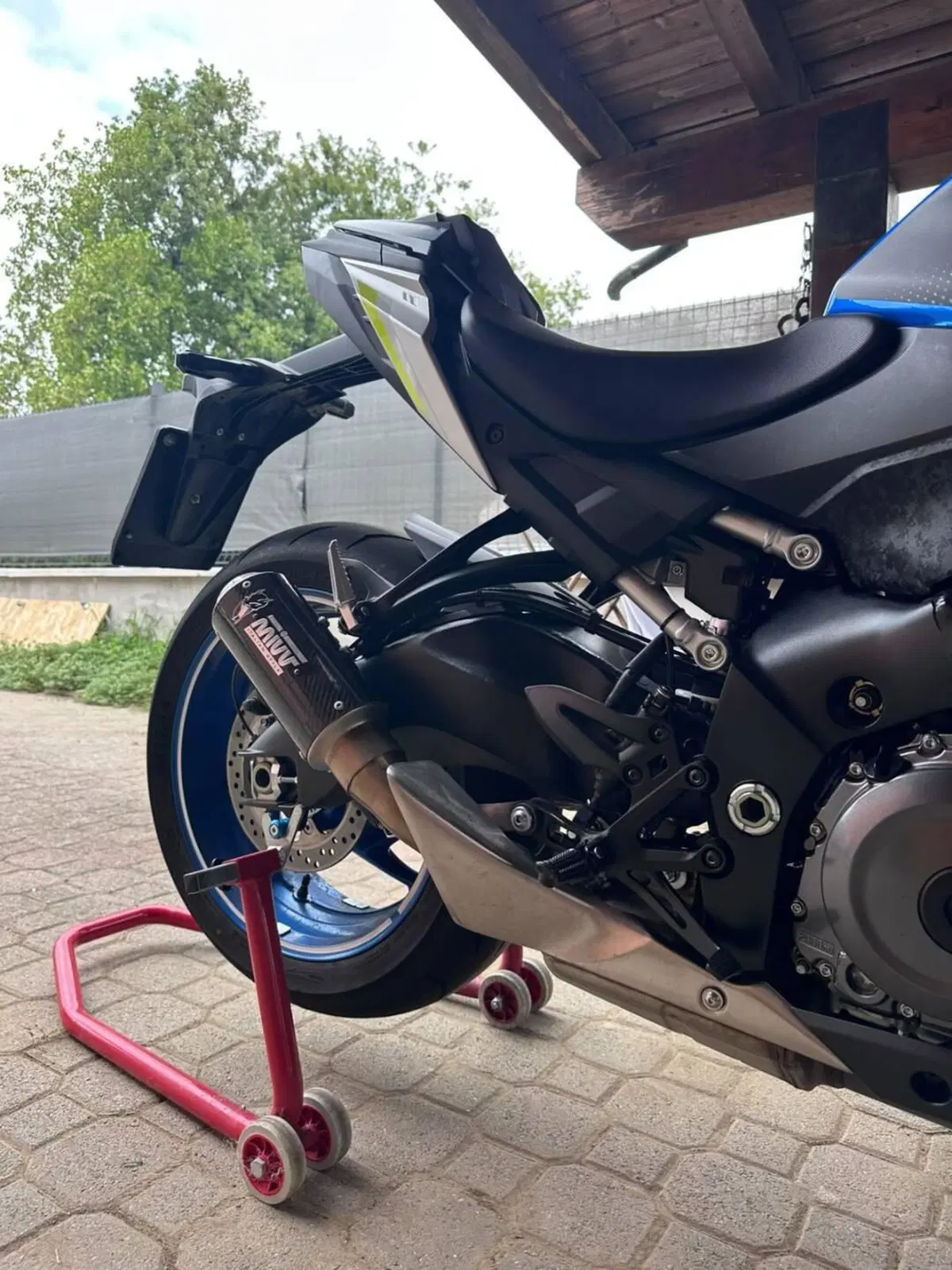 Suzuki GSX-S1000 (2021 - 25) (3)