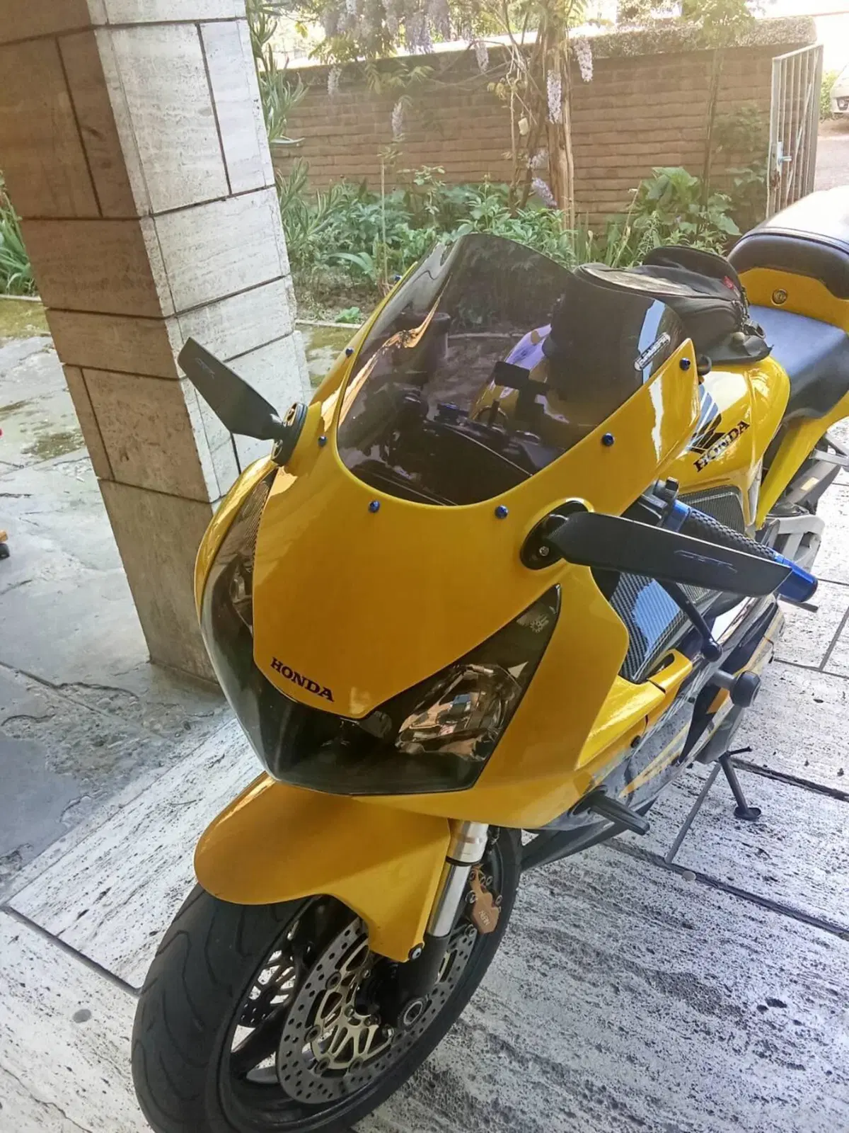 Honda CBR 900 RR Fireblade (2002 - 04) (4)