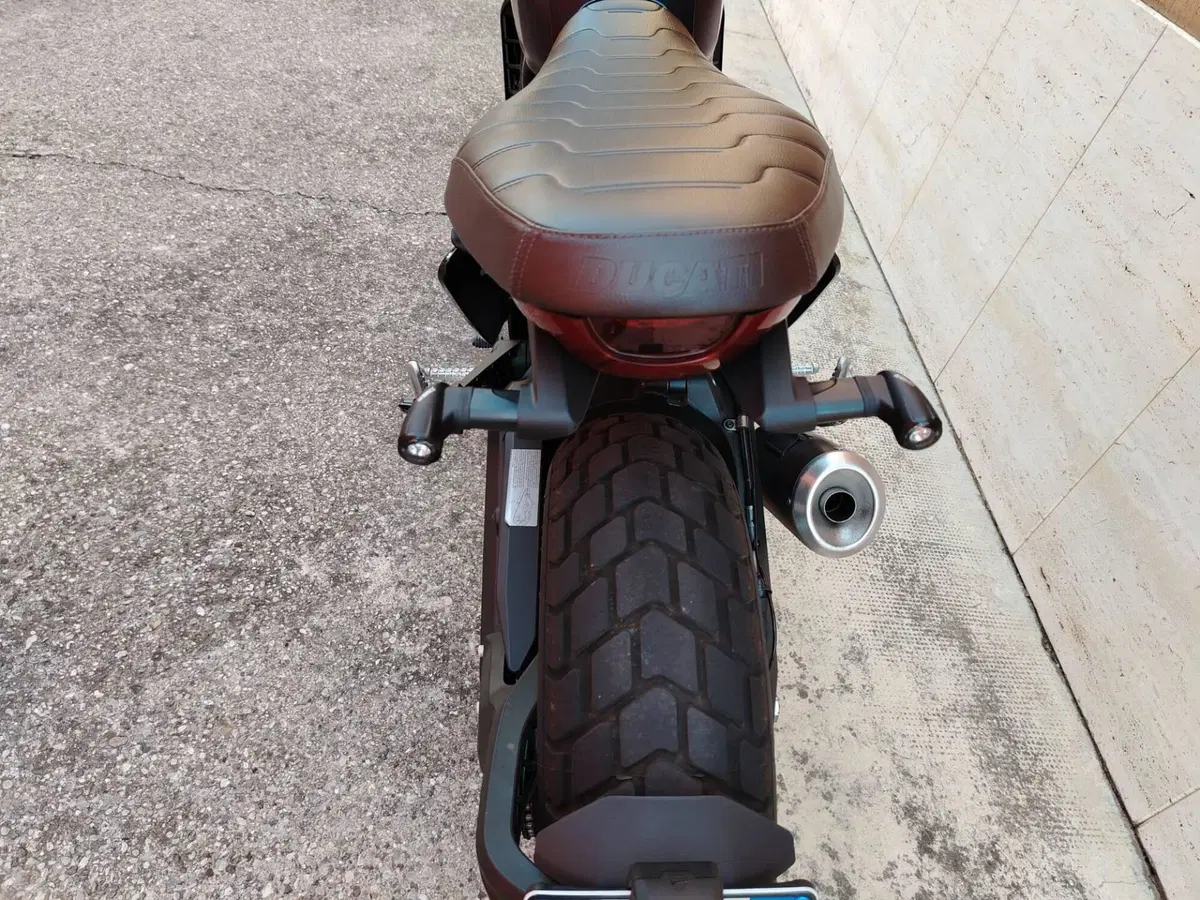 Ducati Scrambler 800 Nightshift (2023 - 24) (2)