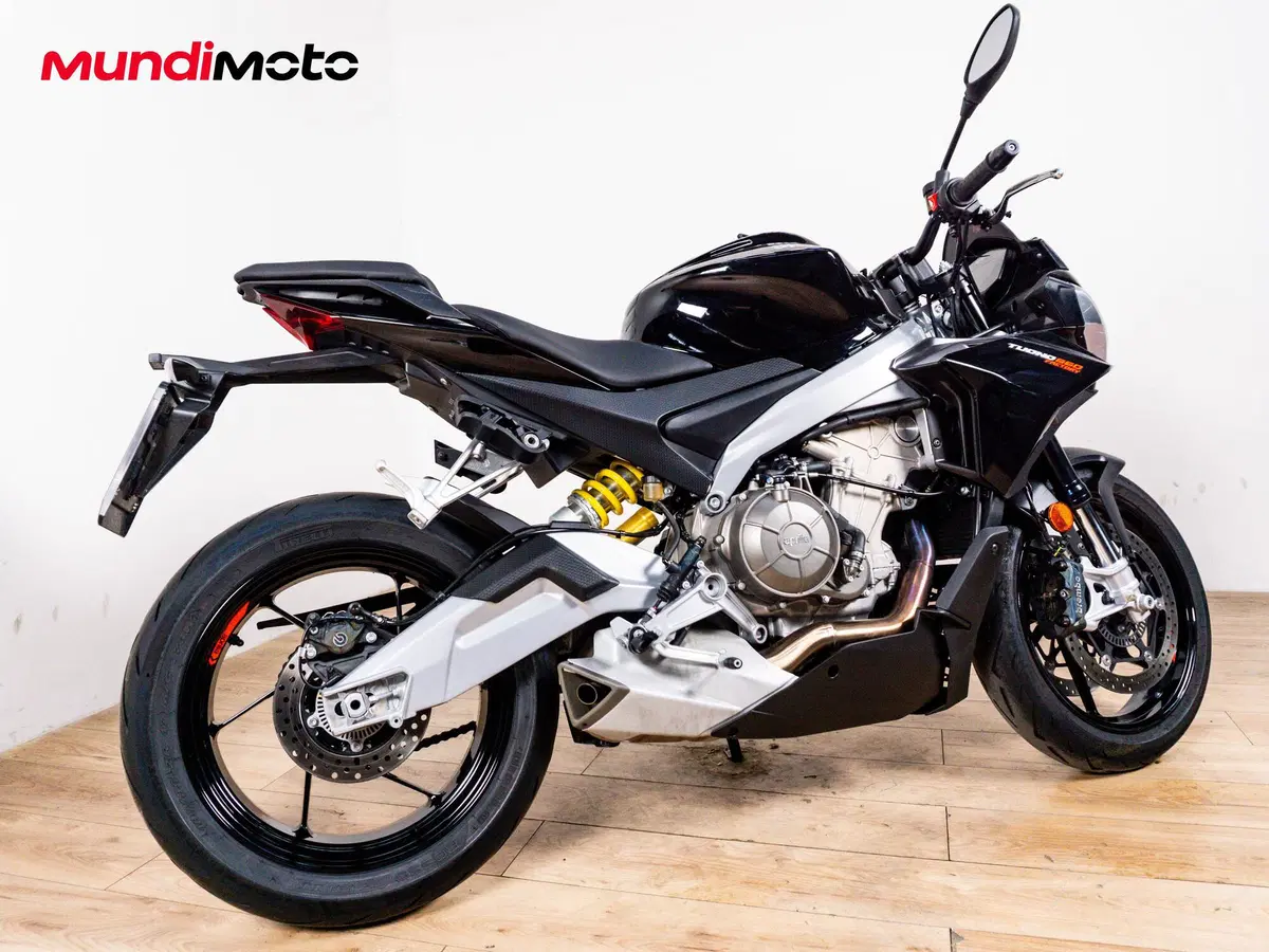 Aprilia Tuono 660 Factory (2022 - 24) (3)