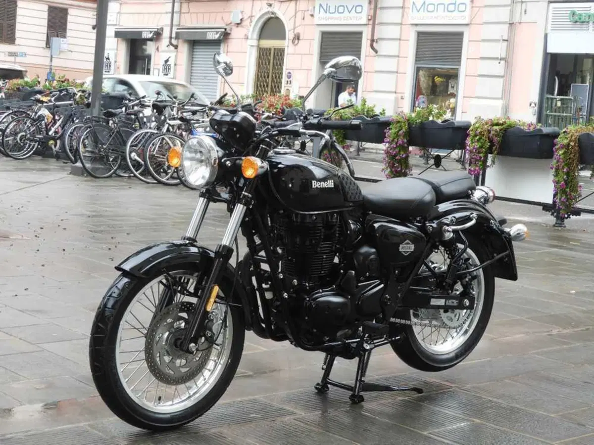 Benelli Imperiale 400 (2021 - 25) (3)