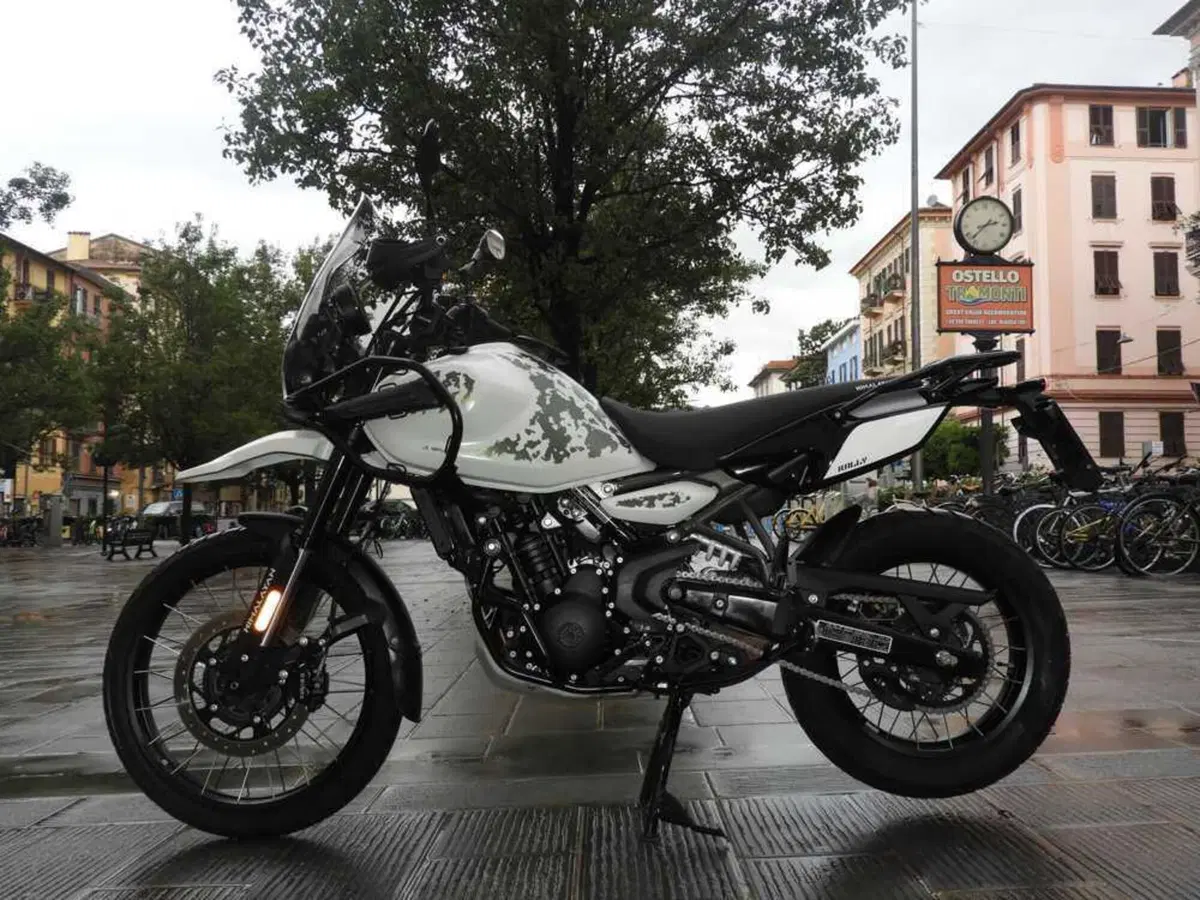 Royal Enfield Himalayan 450 (2024 - 26) (4)