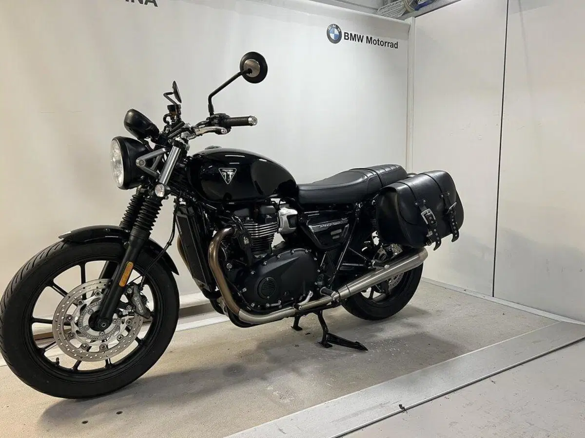 Triumph Speed Twin 900 (2023 - 24) (3)