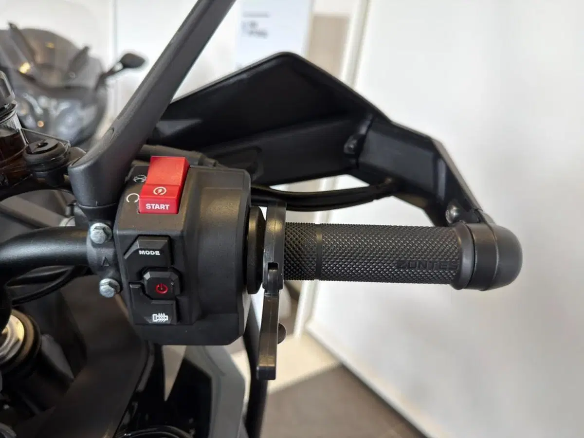 Zontes ZT125-C (2024) (7)