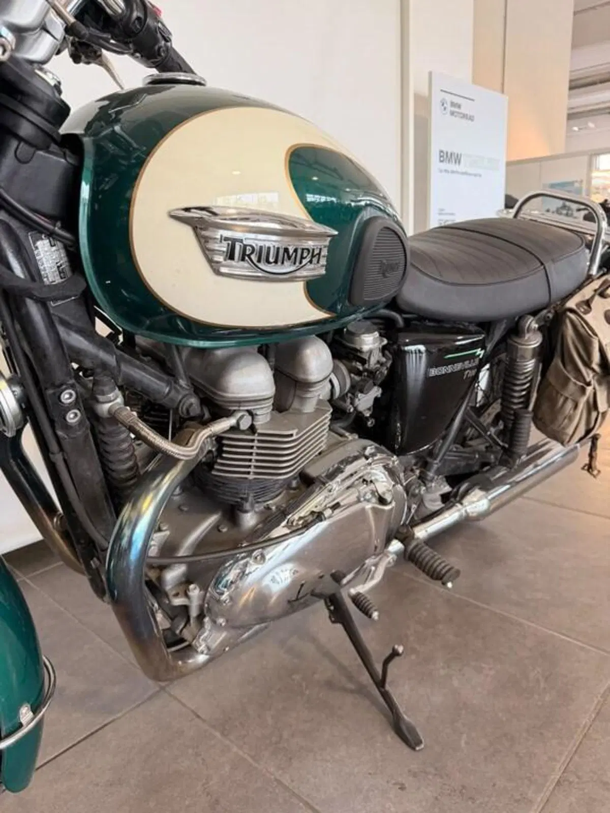 Triumph Bonneville T100 (2008 - 16) (5)