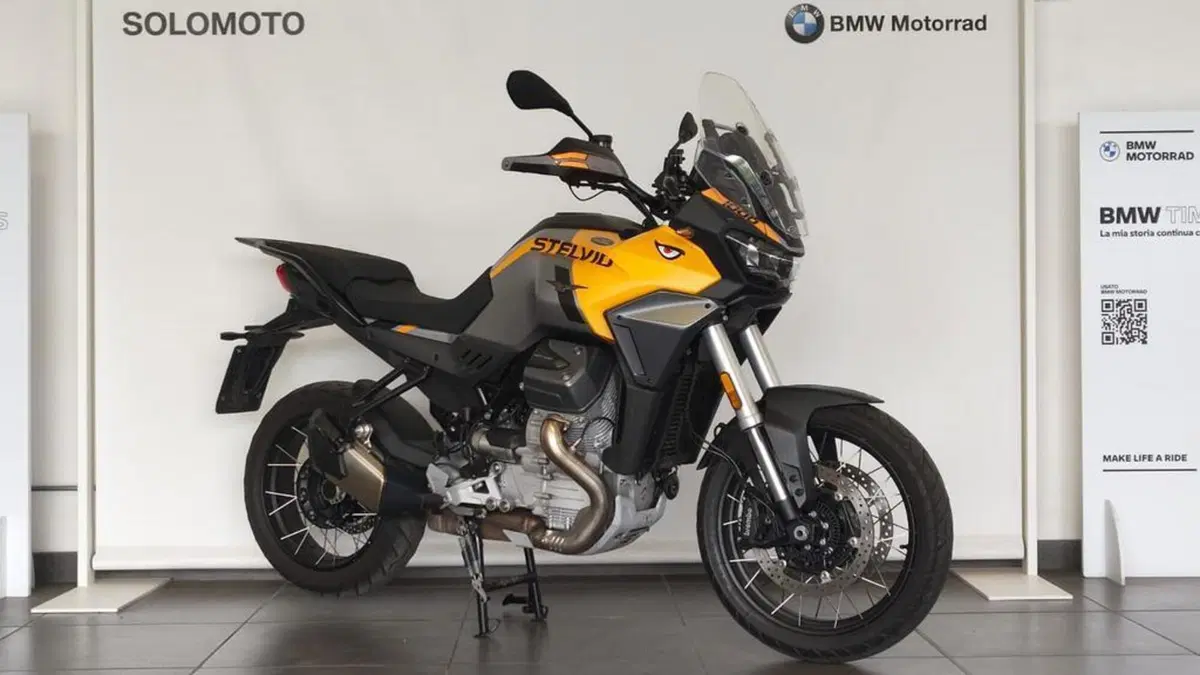 Moto Guzzi Stelvio (2024 - 26) (2)