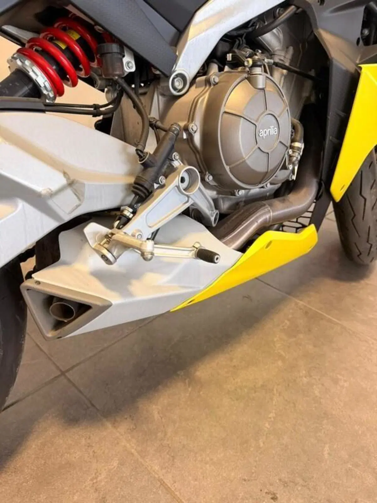 Aprilia RS 660 trofeo (2021 - 22) (6)