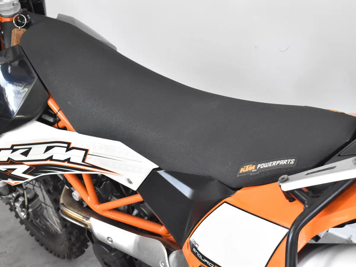 KTM 690 Enduro R (2009 - 11) (17)