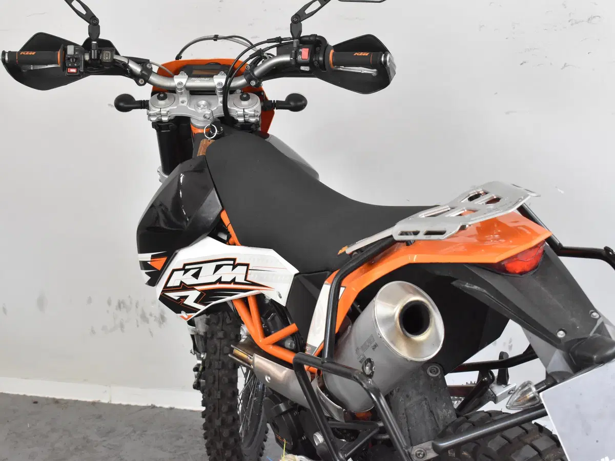 KTM 690 Enduro R (2009 - 11) (19)