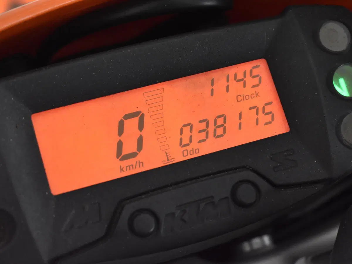KTM 690 Enduro R (2009 - 11) (20)