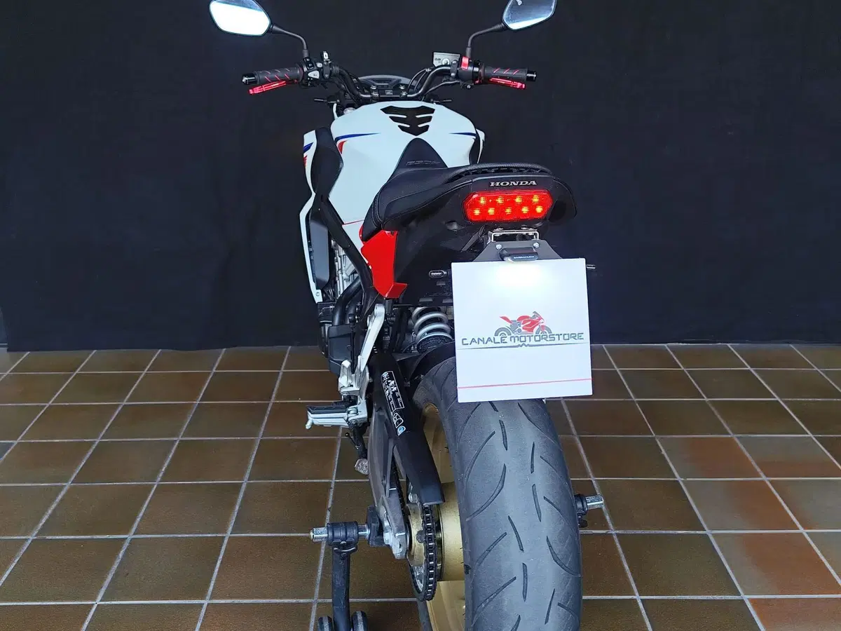 Honda CB 650 F ABS (2014 - 17) (4)