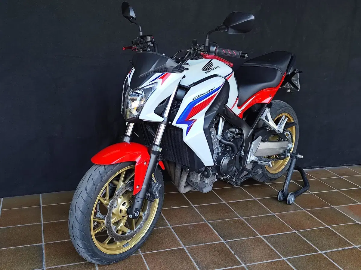 Honda CB 650 F ABS (2014 - 17) (6)