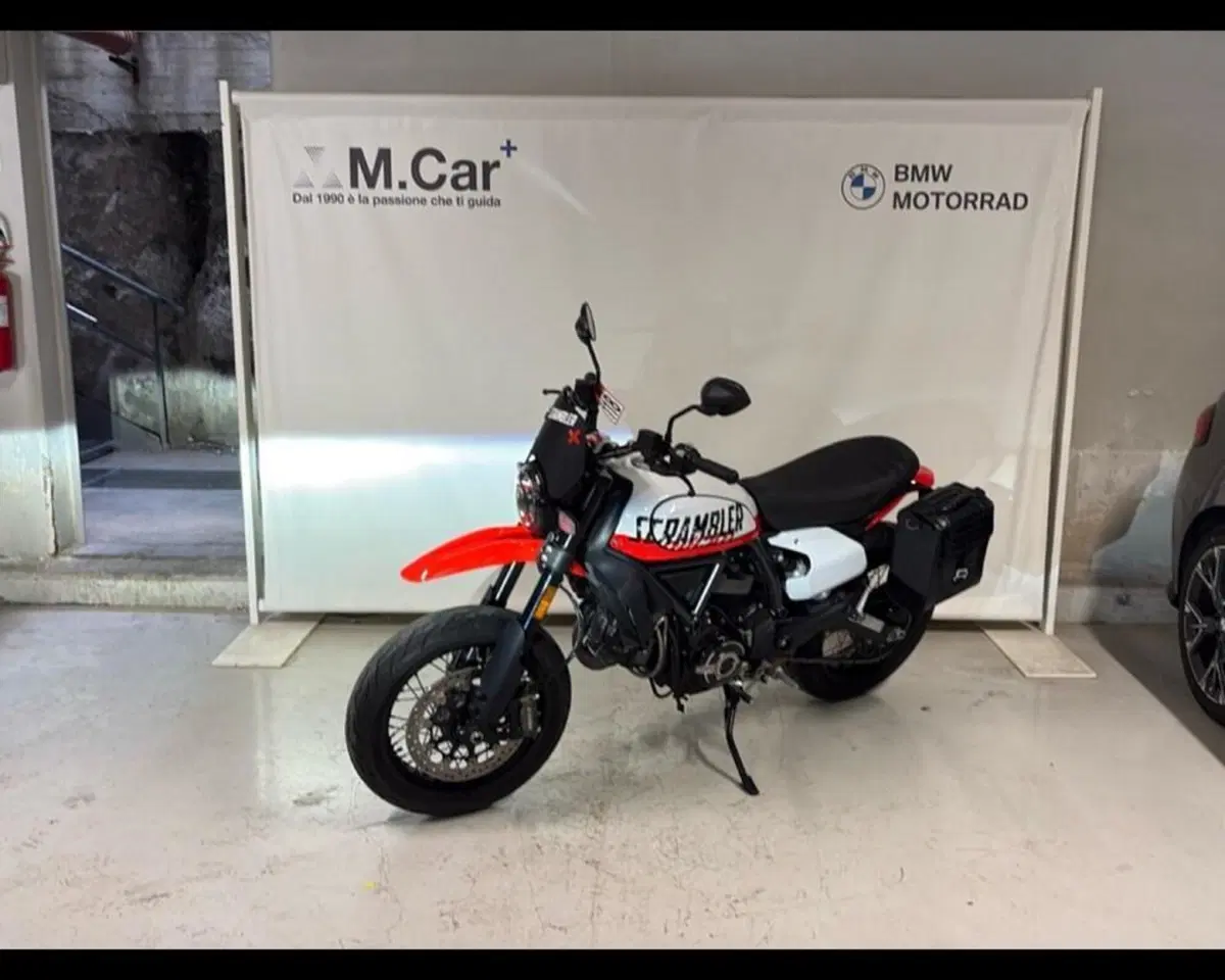 Ducati Scrambler 800 Urban Motard (2022)