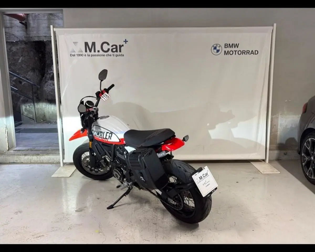 Ducati Scrambler 800 Urban Motard (2022) (7)