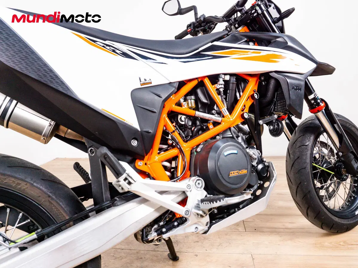 KTM 690 SMC R (2012 - 17) (4)