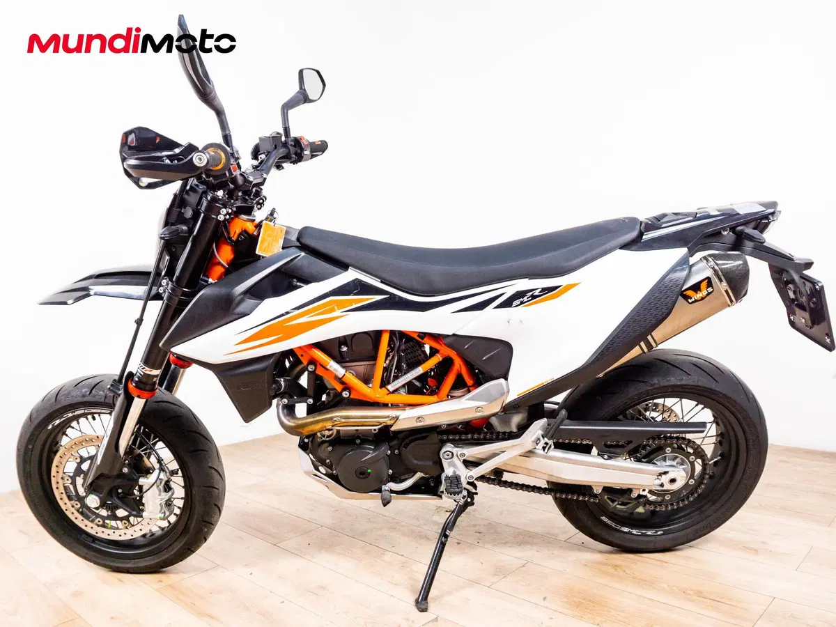 KTM 690 SMC R (2012 - 17) (6)
