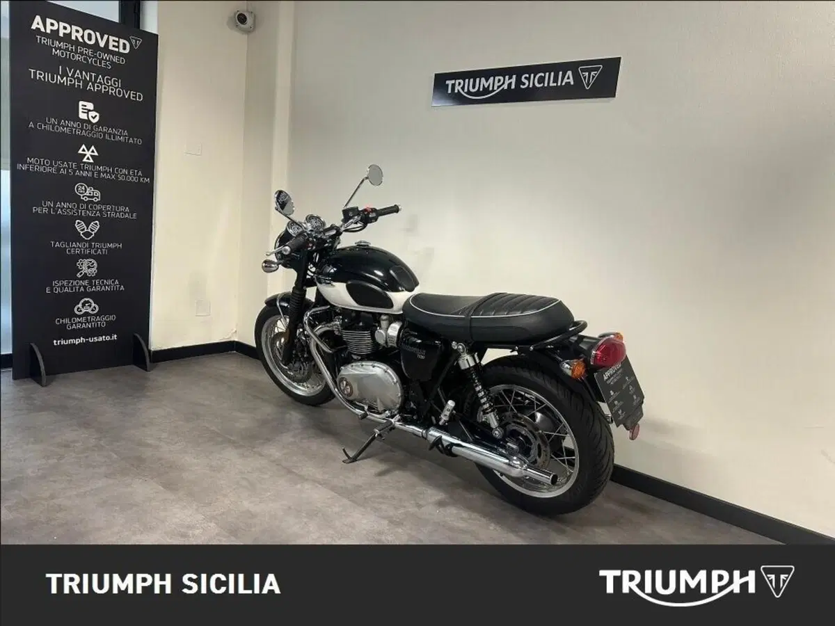 Triumph Bonneville T120 (2021 - 25) (6)