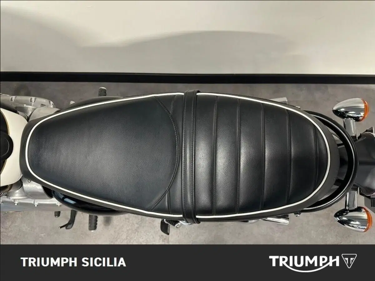 Triumph Bonneville T120 (2021 - 25) (16)