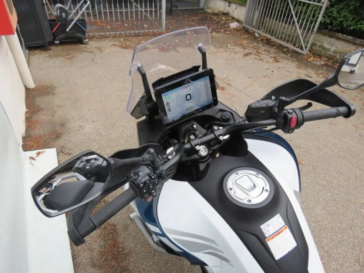 CFMOTO 800MT Sport (2022 - 26) (13)