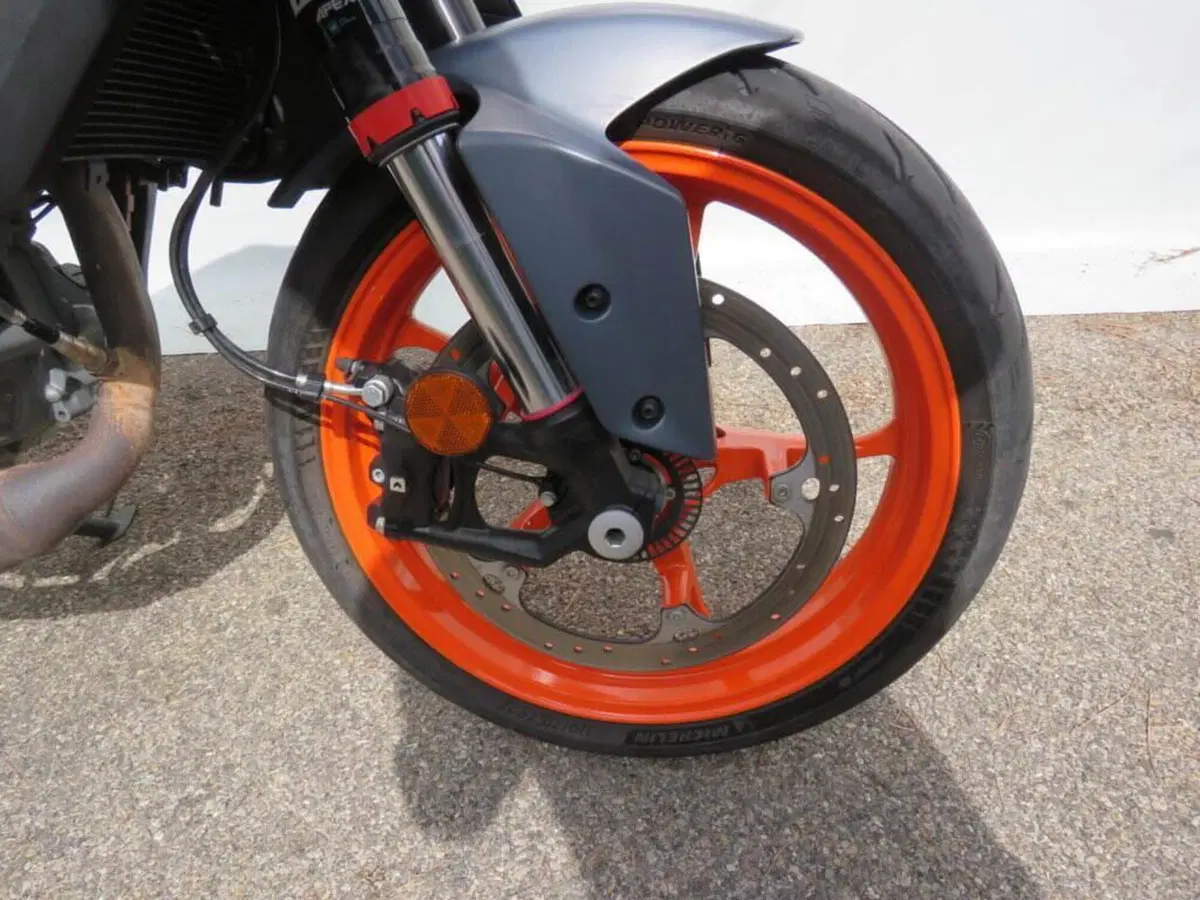 KTM 390 Duke (2024 - 25) (10)