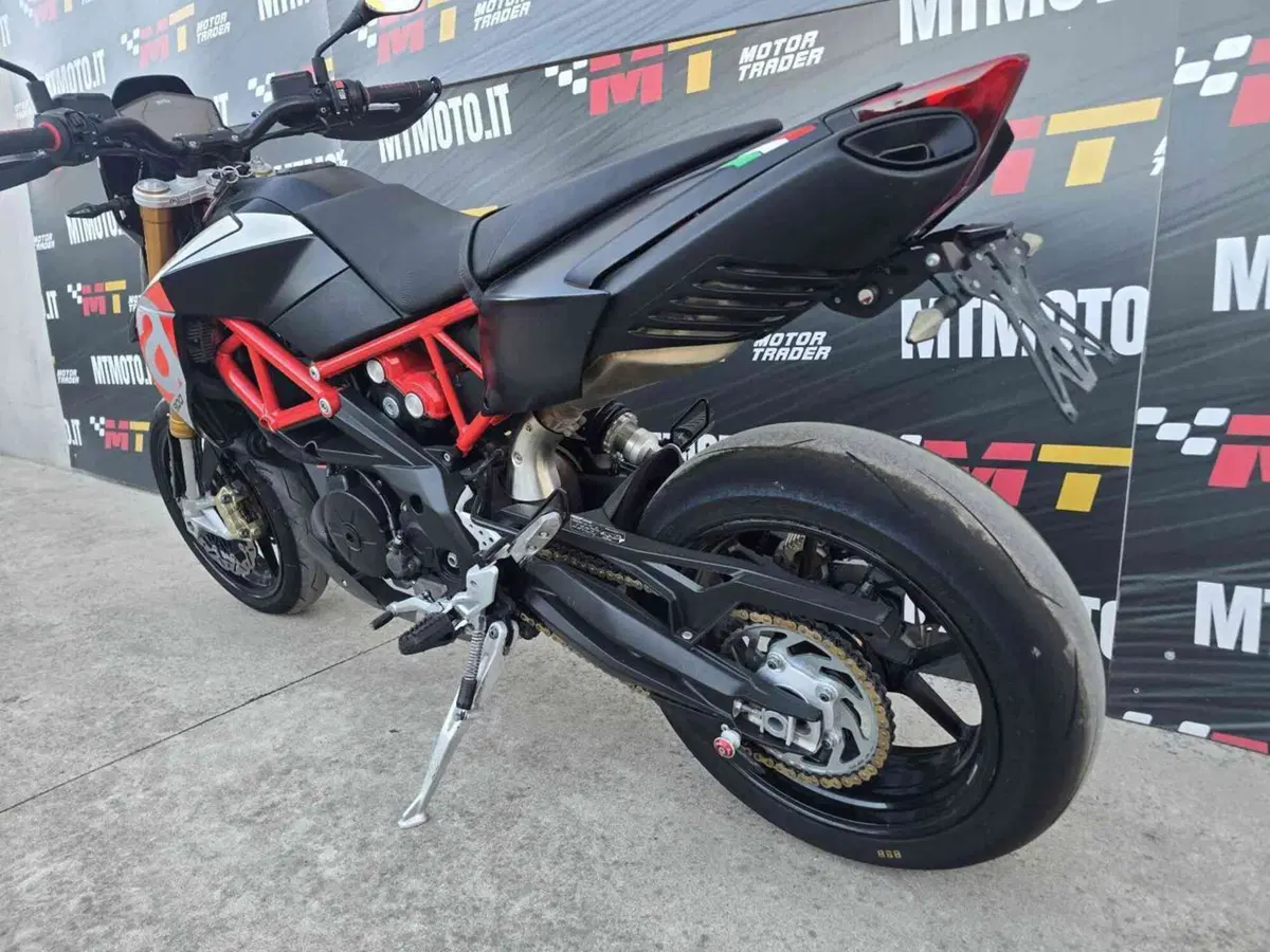 Aprilia Dorsoduro 900 (2017 - 20) (4)