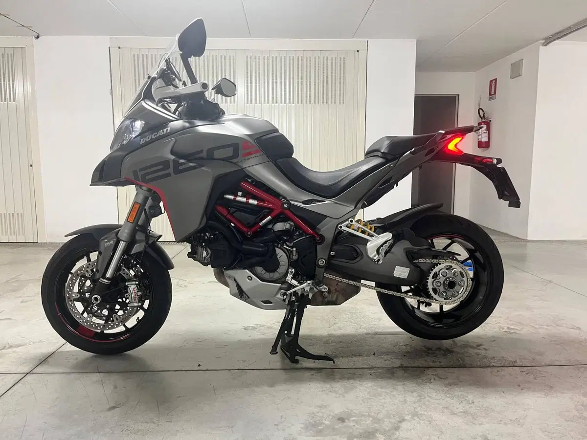 Ducati Multistrada 1260 S Grand Tour (2020)