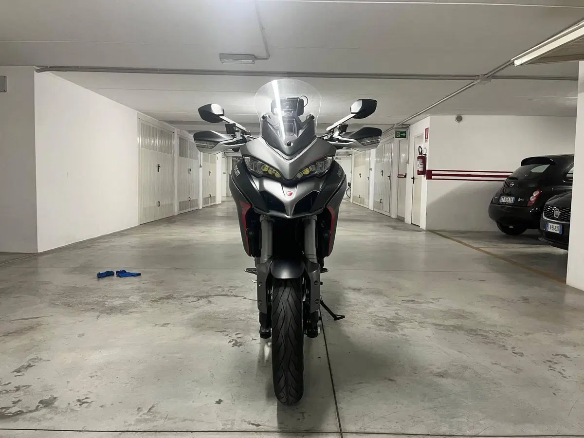 Ducati Multistrada 1260 S Grand Tour (2020) (2)