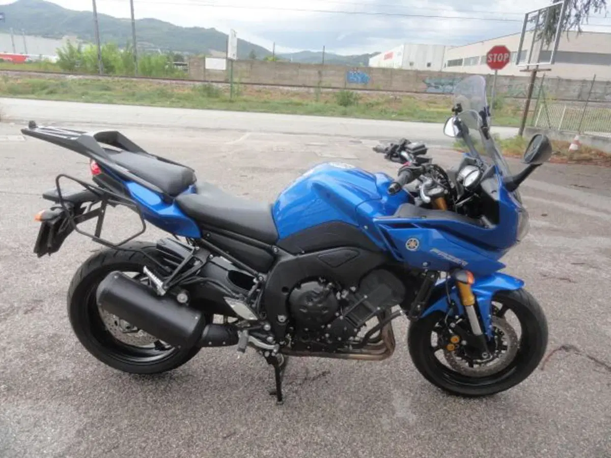 Yamaha Fazer 8 (2010 - 16) (5)