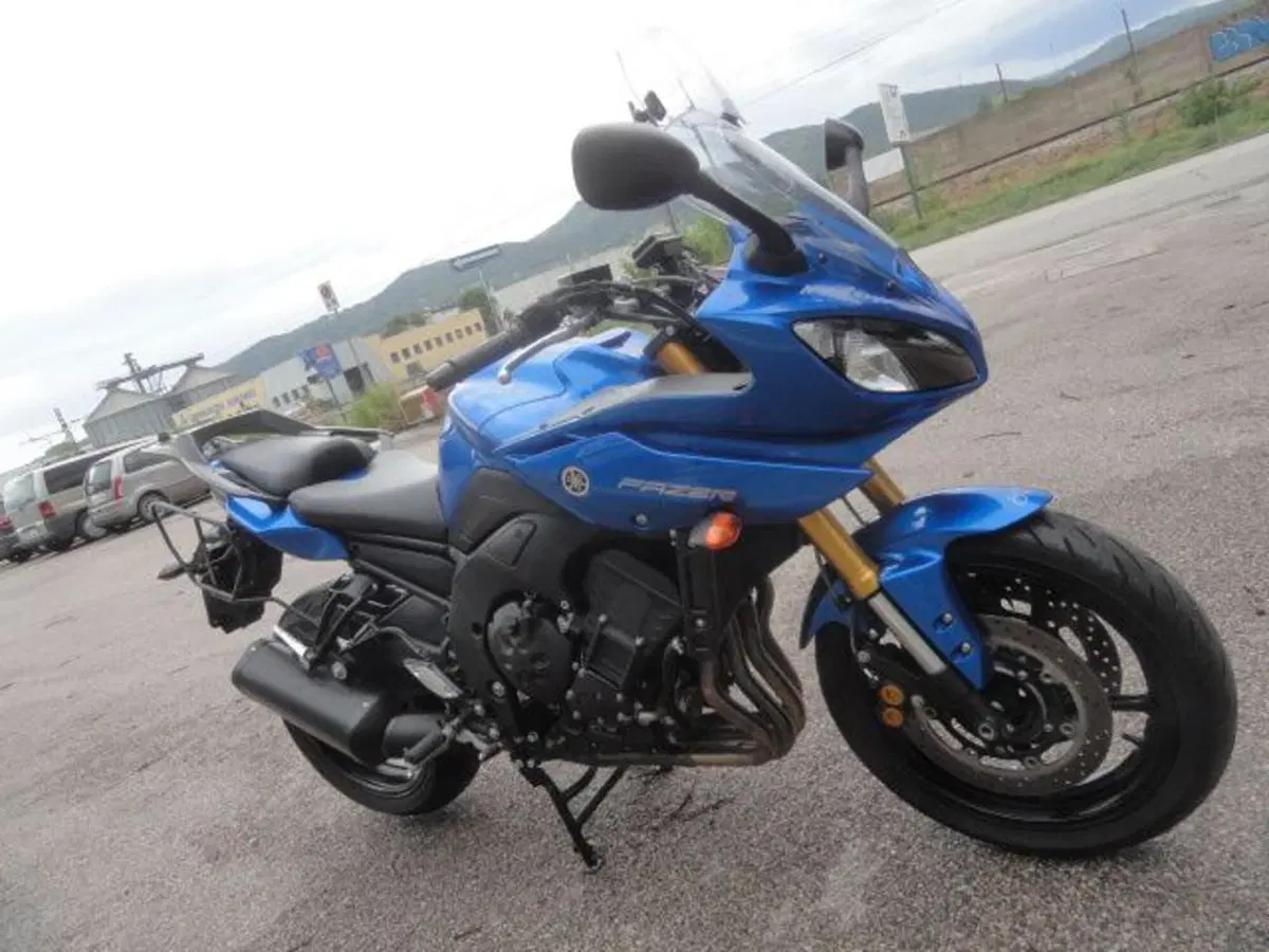 Yamaha Fazer 8 (2010 - 16) (4)