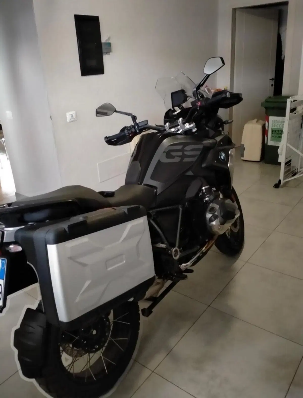 Bmw R 1250 GS (2021 - 24) (2)