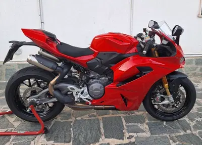 Ducati Panigale V2 S (2025 - 26) usata
