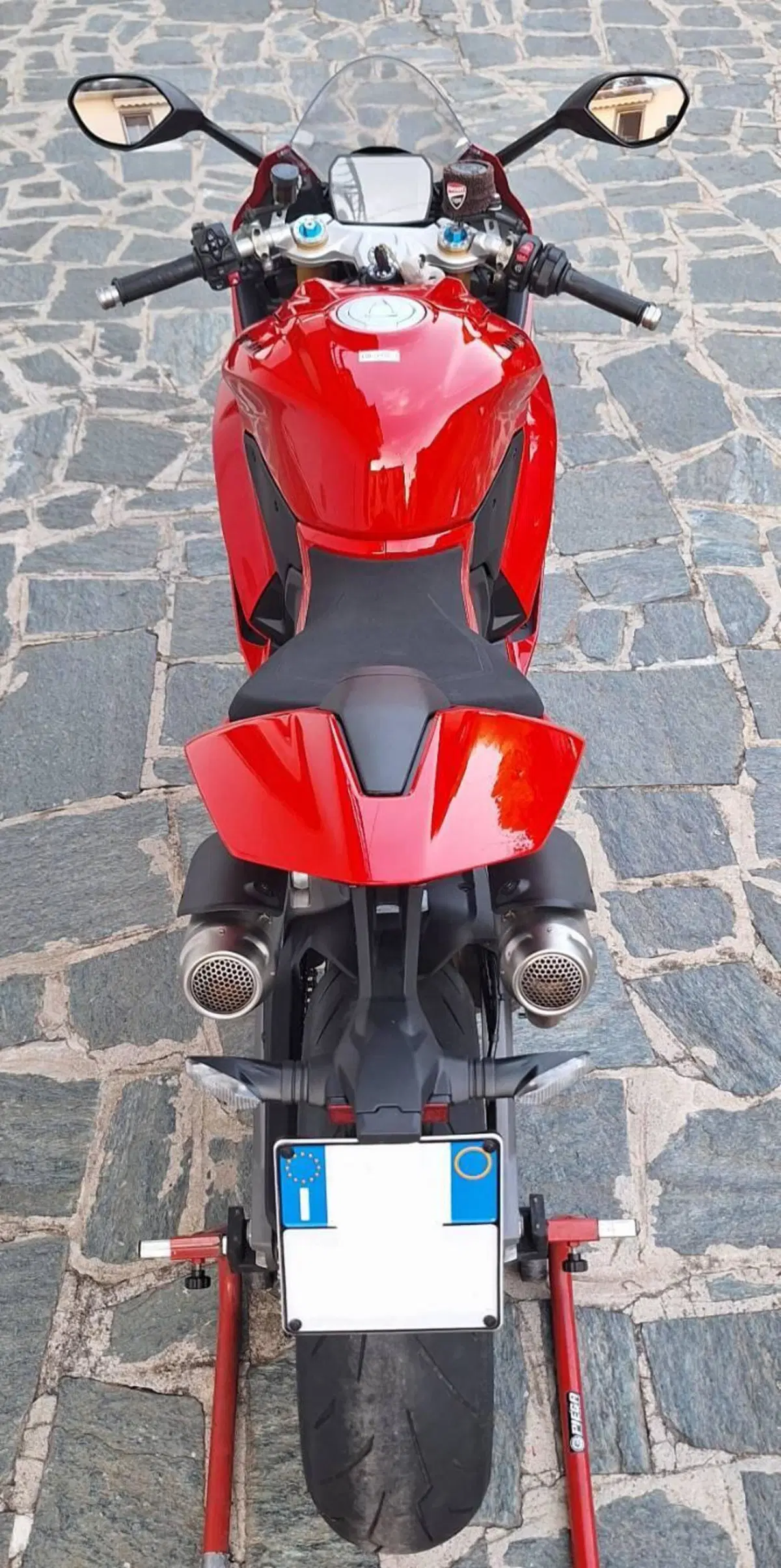 Ducati Panigale V2 S (2025 - 26) (2)