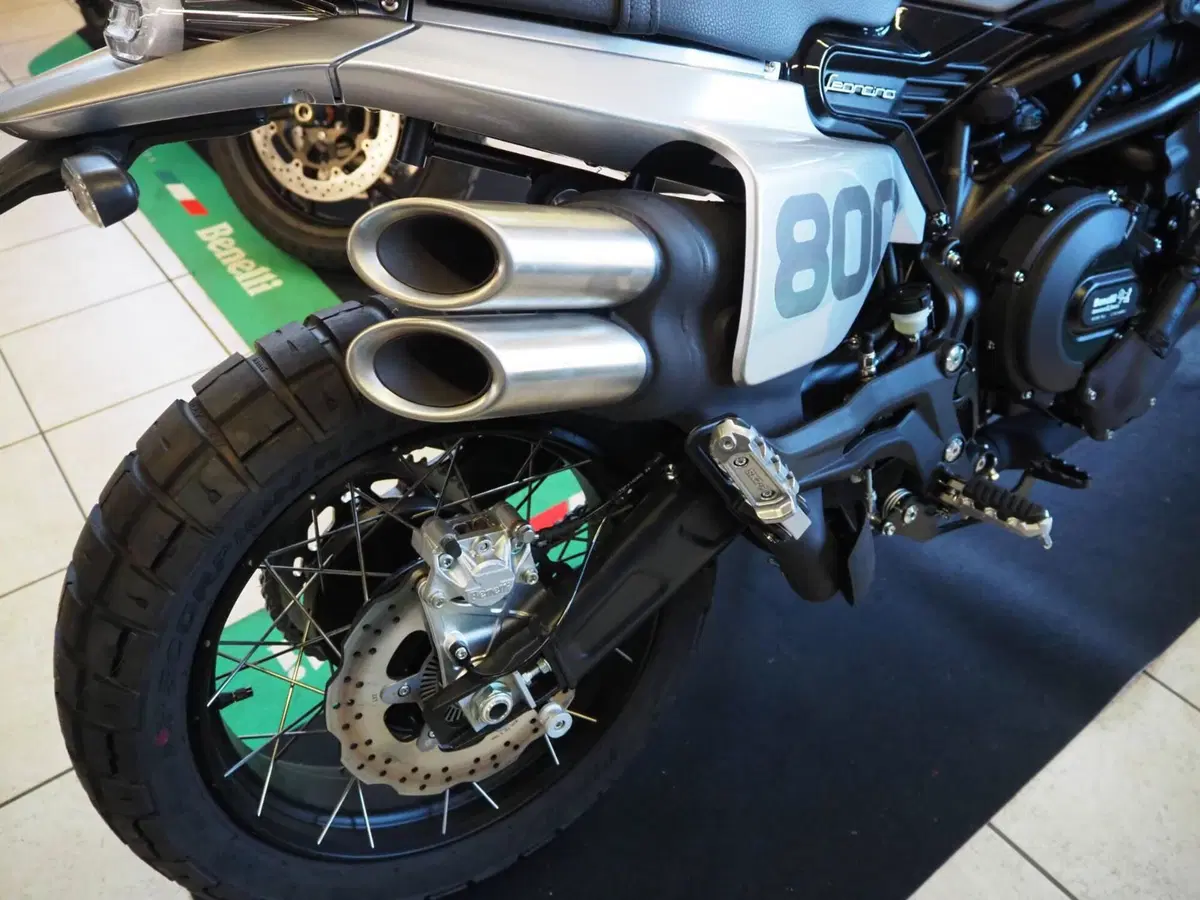 Benelli Leoncino 800 Trail (2022 - 26) (16)