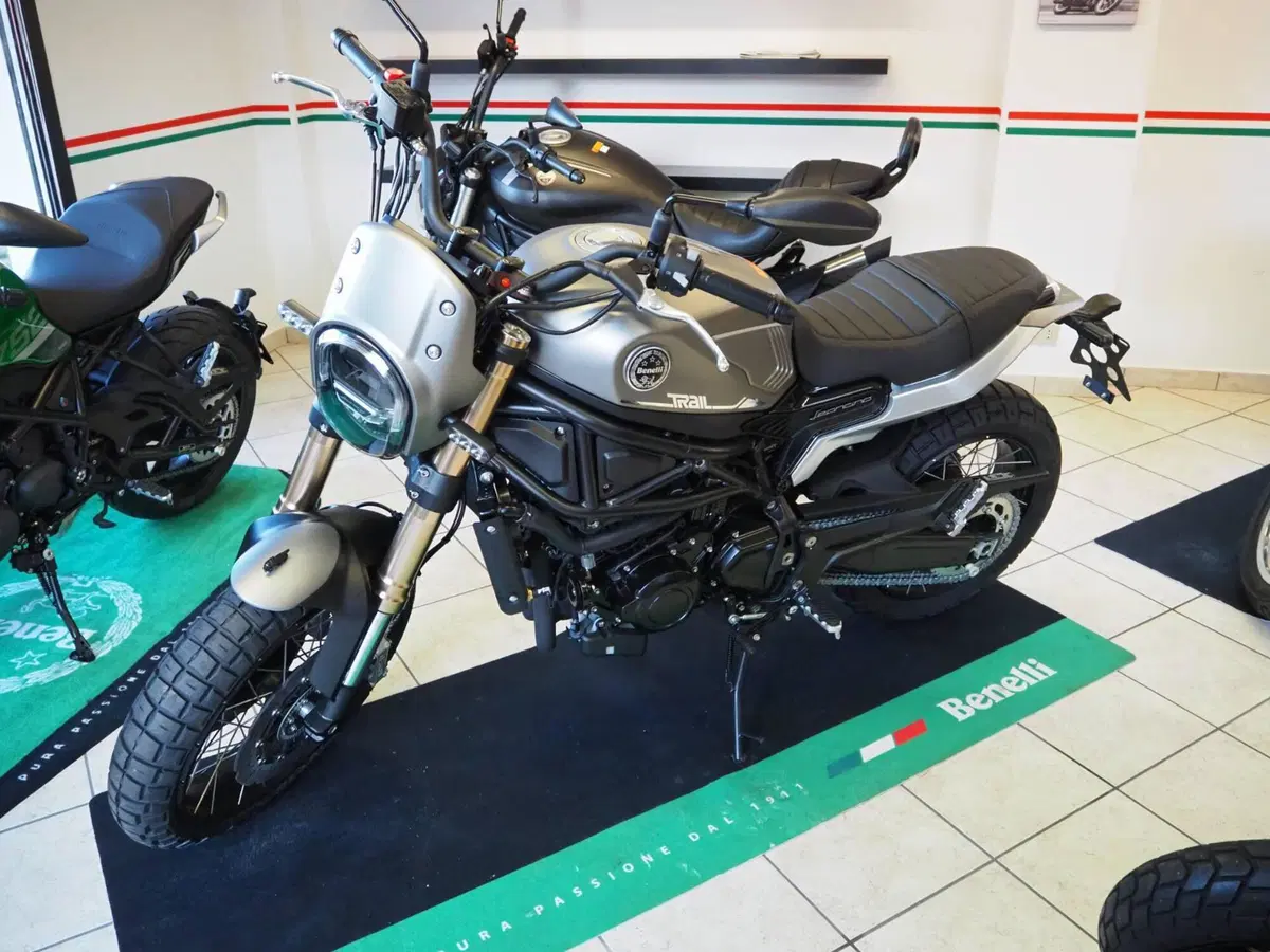 Benelli Leoncino 800 Trail (2022 - 26) (20)