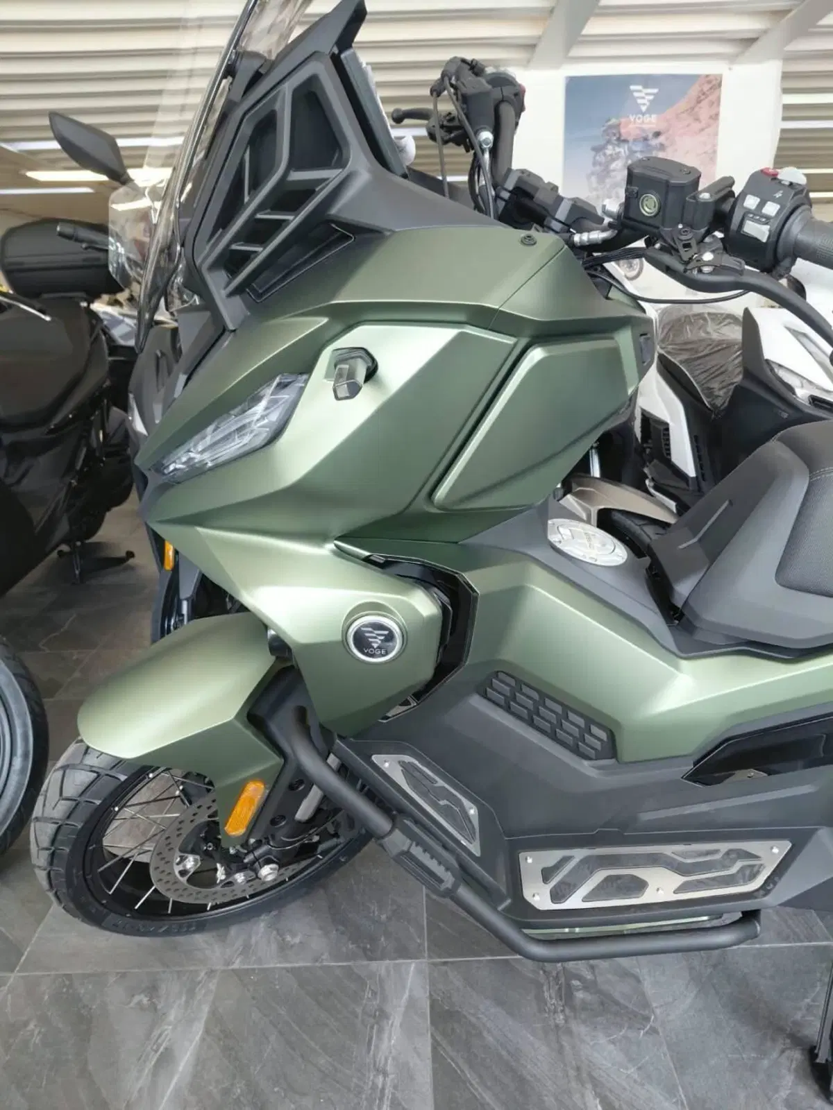 Voge SR450X (2026) (3)