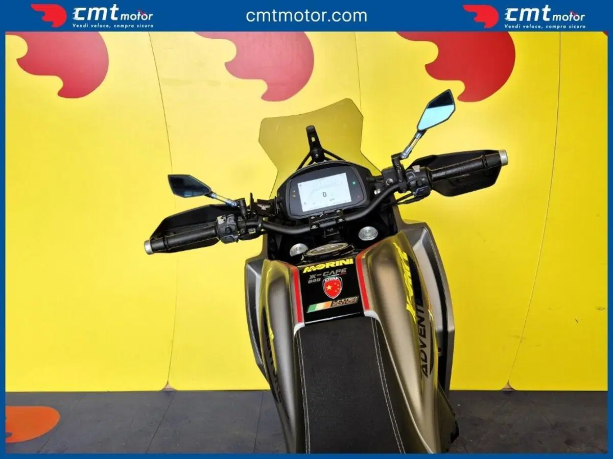 Moto Morini X-Cape 650 (2021 - 26) (11)